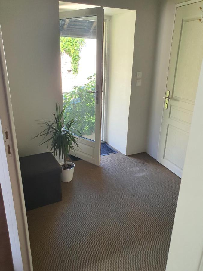 Chambre Avec Salle De Bain Hotel Donzy Kültér fotó