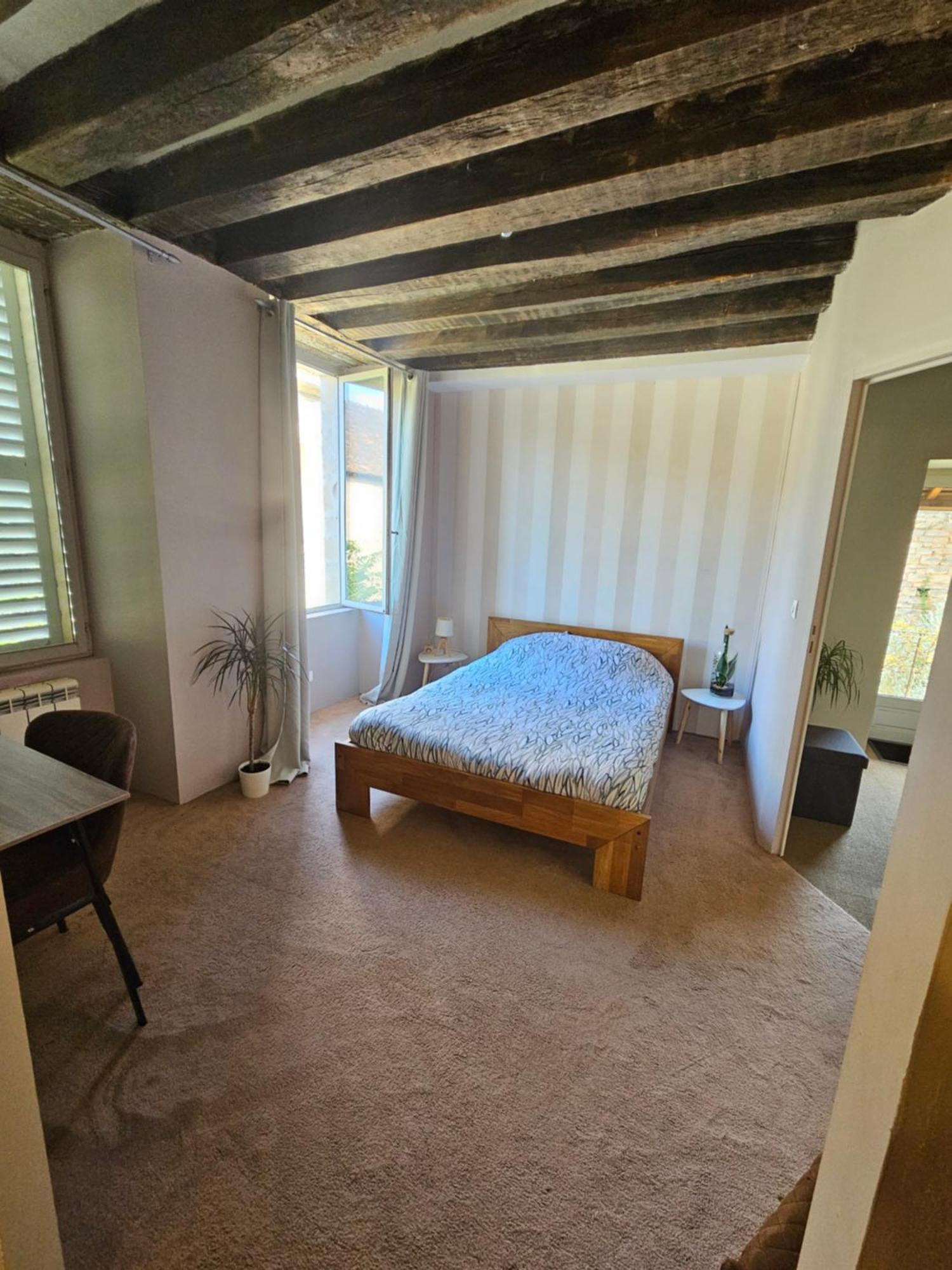 Chambre Avec Salle De Bain Hotel Donzy Kültér fotó